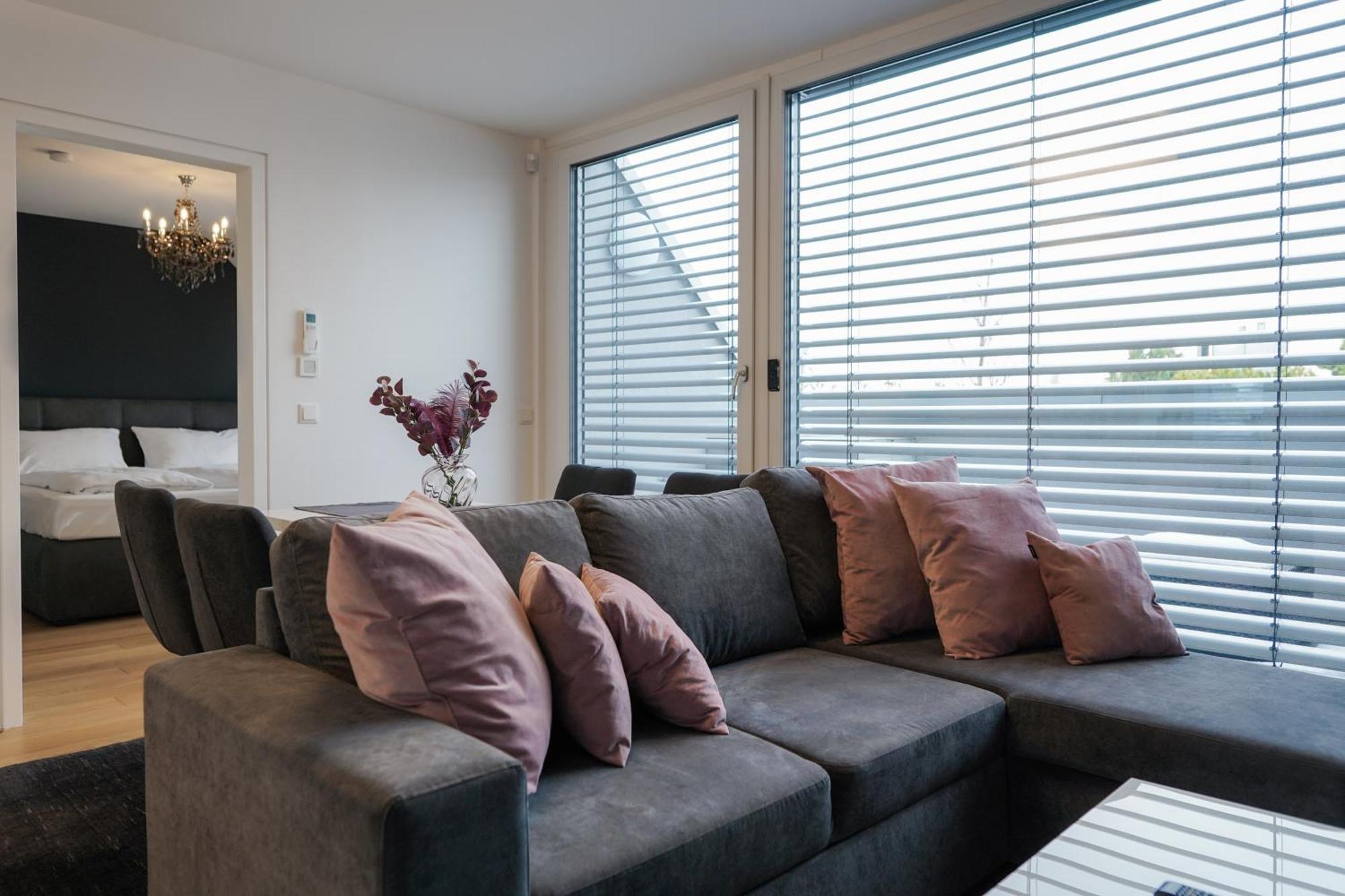 Modern Stylish Design Apartment With Free Parking Emily Viyana Dış mekan fotoğraf
