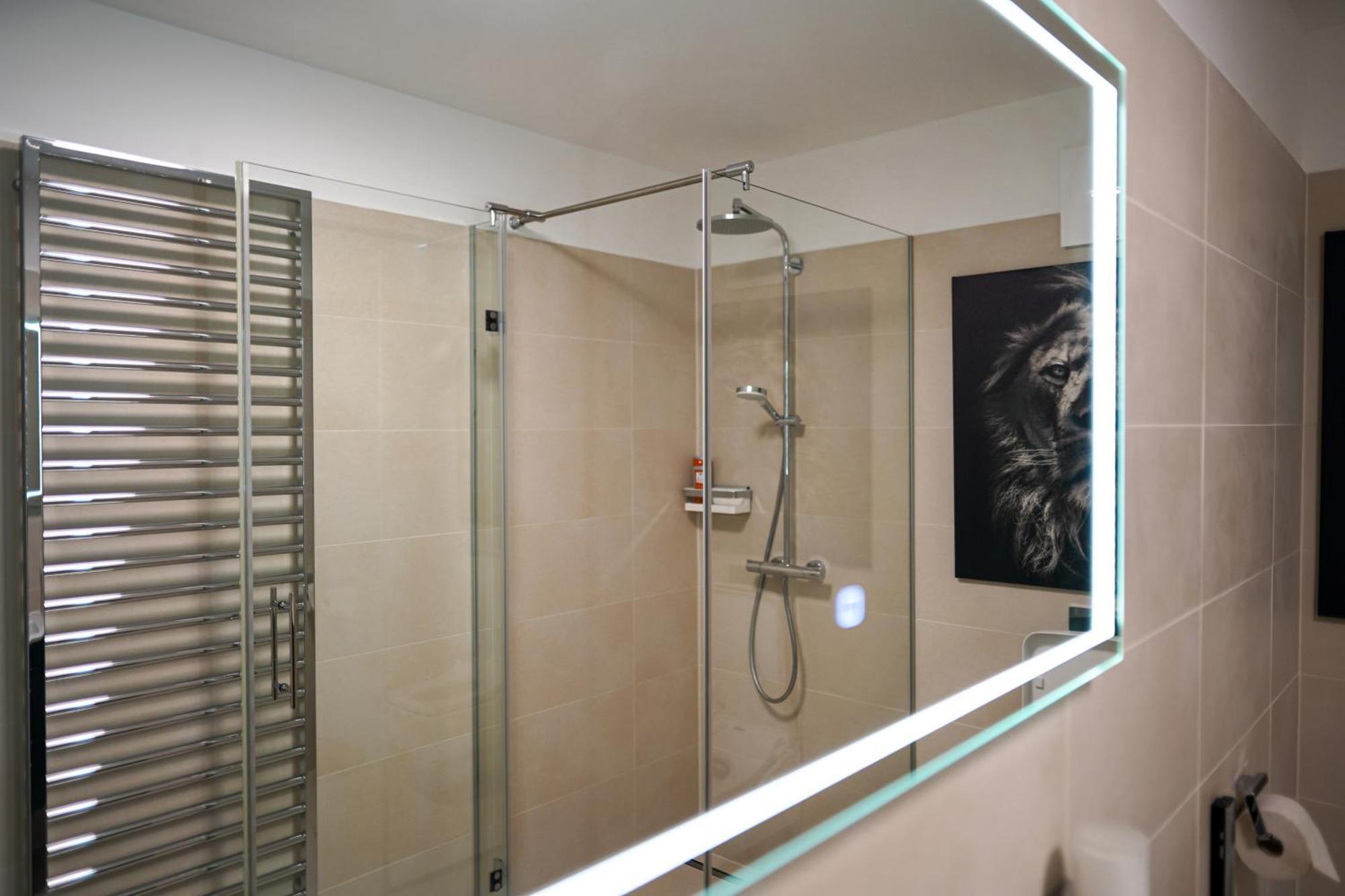 Modern Stylish Design Apartment With Free Parking Emily Viyana Dış mekan fotoğraf