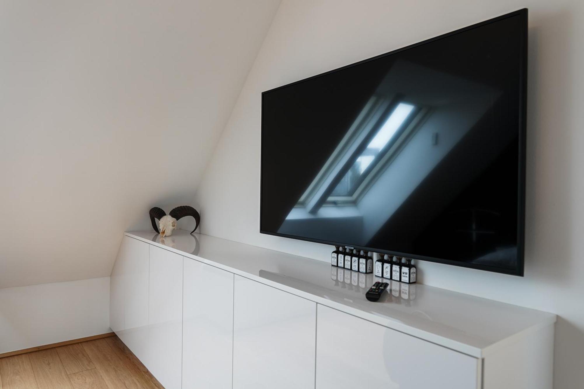 Modern Stylish Design Apartment With Free Parking Emily Viyana Dış mekan fotoğraf